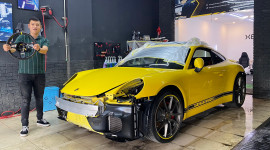 "Lột sạch" Porsche 911