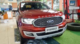 Ảnh chi tiết Ford Everest 2021 gi&aacute; từ 999 triệu đồng tại Việt Nam