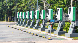Cận cảnh mô hình trạm sạc nhanh cho xe điện của VinFast tại Hà Nội