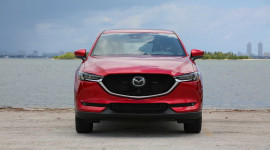 Mazda CX-5 vượt xa doanh số của Hyundai Tucson v&agrave; Honda CR-V trong th&aacute;ng 1