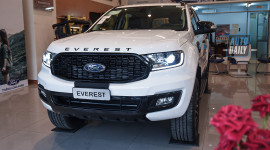 Trải nghiệm HÀNG NÓNG Ford Everest Sport 2021 giá 1,112 tỷ đồng, đấu Toyota Fortuner