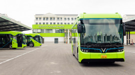 VinBus chính thức vận hành xe buýt điện thông minh đầu tiên tại Việt Nam