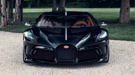 Bugatti La Voiture Noire gần 19 triệu USD hoàn thiện bản sản xuất