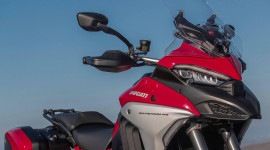 Ducati Multistrada V4 2021 được trang hệ thống radar trước và sau