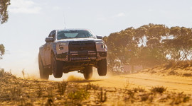Ford Ranger Raptor 2023 nhá hàng, chính thức ra mắt vào ngày 22/2
