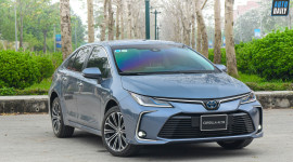 Đánh giá Toyota Corolla Altis Hybrid 2022: Thay đổi mang đến nhiều cảm xúc mới 