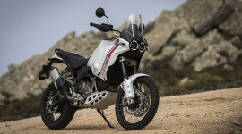 Ducati Desert X 2022 sắp về Việt Nam, có giá bán gần 600 triệu đồng