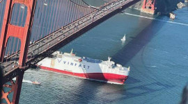 999 xe VinFast VF8 đã cập cảng California