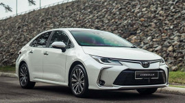 Toyota Corolla Altis facelift 2023 ra mắt tại Trung Quốc với động cơ hybrid