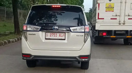 Bắt gặp Toyota Innova EV trên đường chạy thử tại Indonesia