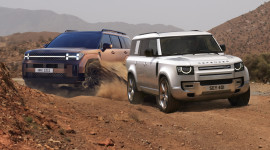 So sánh thiết kế của Hyundai Santa Fe 2024 và Land Rover Defender 130