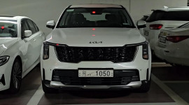 Video kh&aacute;m ph&aacute; chi tiết thiết kế Kia Sorento Facelift 2024