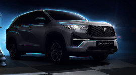 Toyota Innova Cross ho&agrave;n to&agrave;n mới sắp ra mắt tại Việt Nam, th&ecirc;m bản hybrid
