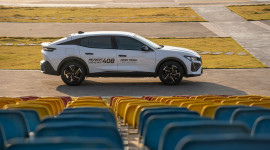 Trải nghiệm nhanh Peugeot 408: Phá cách, thể thao theo chất riêng