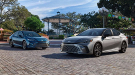 Toyota Camry 2025 chính thức trình làng, chỉ sử dụng động cơ hybrid