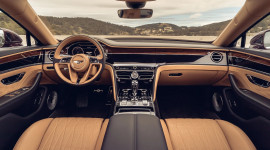 Khách hàng mua Bentley bỏ hơn trăm triệu đồng 1 chi tiết tùy biến