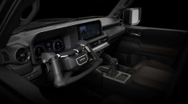 Toyota Land Cruiser 2024: Quả vô-lăng không chê vào đâu được!