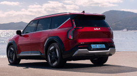 Tháng 12/2023: Doanh số bán hàng của Kia EV9 tăng hơn 600%