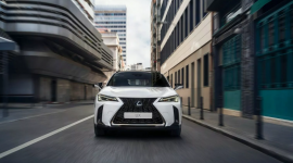 Lexus UX 2025: Mạnh mẽ hơn, tăng giá bán
