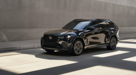 Mazda CX-70 2025 c&oacute; gi&aacute; cao hơn CX-90, khởi điểm từ 40.445 USD