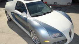 Biến Honda Civic thành Bugatti Veyron chỉ với 4.500 USD