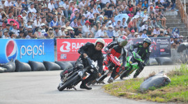 Vietnam Motor Cub Prix lần 1/2012 khởi tranh “bùng nổ”