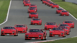 60 chiếc Ferrari F40 huyền thoại cùng hội ngộ   