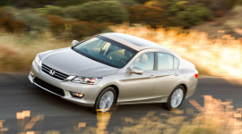 Cảm nhận Honda Accord 2013: Mẫu sedan dân dụng và thực dụng