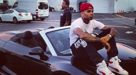 Rapper Chris Brown sắm siêu xe Audi R8 V10 Spyder