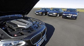 BMW kỷ niệm 25 năm động cơ V12