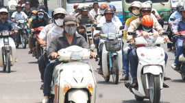 Hướng dẫn chủ xe máy nộp phí sử dụng đường bộ