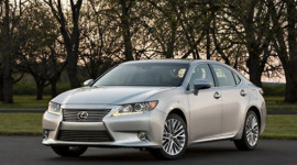  Toyota bị hối thúc triệu hồi khoảng 700.000 xe Lexus