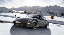 Porsche khởi đầu năm mới thành công rực rỡ