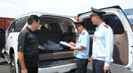 Trên 60 xe ôtô nhập khẩu của Việt kiều chưa được cấp phép