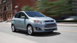Ford phá kỷ lục doanh số xe hybrid chỉ sau 5 tháng