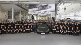 Lamborghini Aventador chạm mốc 2.000 xe