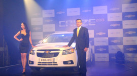 Chevrolet Cruze 2013 chính thức ra mắt, giá từ 531 triệu đồng