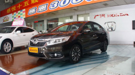 “Soi” chi tiết “tiểu Honda Accord” giá từ 18.700 USD