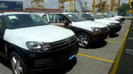 SUV hạng sang Volkswagen Touareg 2013 đầu tiên về Việt Nam