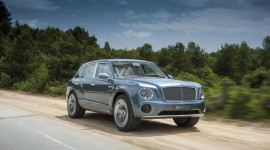 SUV siêu sang của Bentley sẽ trình làng năm 2016