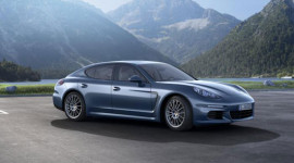 Porsche Panamera Diesel 2014 lộ diện