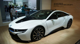 Công bố giá bán siêu xe BMW i8 2014