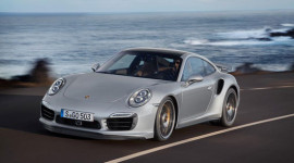 Porsche 911 Turbo giành giải thưởng "Autonis 2013"