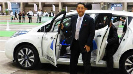 “Sếp” Toyota thử xe Nissan và Honda