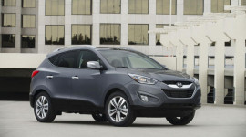 Hyundai Tucson 2014 c&oacute; gi&aacute; từ 21.450 USD