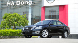 Nissan Teana 2.5L 2013 chính hãng có giá 1,4 tỷ đồng