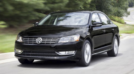 Volkswagen Passat 1.8 TSI 2014 có giá từ 20.895 USD